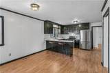 9 Rust St - Photo 8