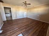 2415 Chesapeake Cir - Photo 6