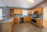 15211 Strawberry Plains Rd - Photo 10