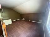 15211 Strawberry Plains Rd - Photo 17