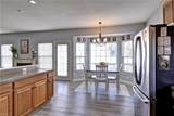 8436 Ashington Way - Photo 11