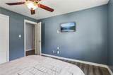 222 Charles Ave - Photo 15