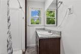 222 Charles Ave - Photo 16