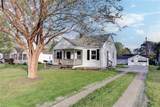 41 Davis Ave - Photo 1