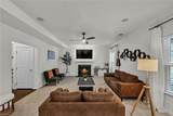 1133 Magdolna Dr - Photo 2