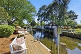 2153 Admiral Dr - Photo 36