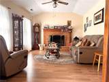 517 Hills Dr - Photo 3