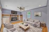 5445 Hunt Club Dr - Photo 4
