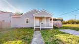 910 22nd St - Photo 1