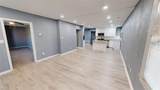 910 22nd St - Photo 3