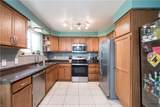 1009 Vanderploeg Dr - Photo 5