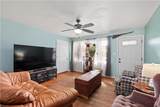 1009 Vanderploeg Dr - Photo 8
