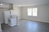 415 32nd St - Photo 2
