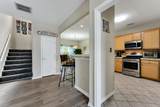 2400 Courtyard Ln - Photo 10