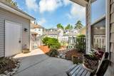 2400 Courtyard Ln - Photo 3