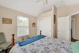 2400 Courtyard Ln - Photo 33