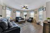 2400 Courtyard Ln - Photo 6