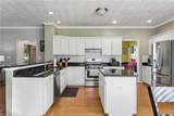 828 Essex Park Dr - Photo 12