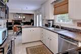 2525 Lauderdale Dr - Photo 18