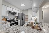 502 Thorncliff Dr - Photo 3