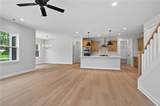 1093 Washington Dr - Photo 11