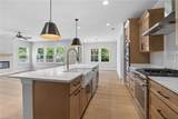 1093 Washington Dr - Photo 18