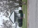 1536 Centre Ave - Photo 1