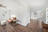 411 College Dr - Photo 11