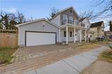 1038 24th St - Photo 2