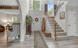 221 Robinhood Rd - Photo 4