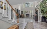 221 Robinhood Rd - Photo 5
