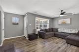 465 Garrison Pl - Photo 4