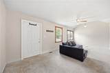 42 Davis Ave - Photo 3