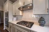 211 Oxford Ave - Photo 5