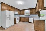 2072 Snug Harbor Dr - Photo 11