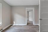 210 Baker St - Photo 15