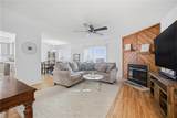 2225 Kleen St - Photo 9