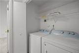 705 Queens Path - Photo 18