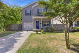 1077 Green St - Photo 1