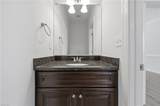 1077 Green St - Photo 10