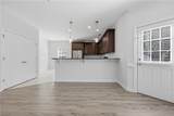 1077 Green St - Photo 13