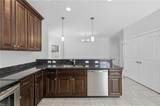 1077 Green St - Photo 18