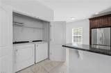 1077 Green St - Photo 22