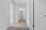 1077 Green St - Photo 24