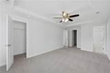 1077 Green St - Photo 27