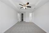 1077 Green St - Photo 28