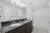 1077 Green St - Photo 29
