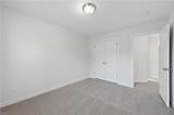 1077 Green St - Photo 33