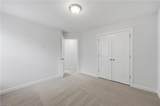 1077 Green St - Photo 37