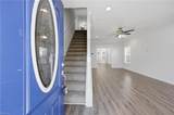 1077 Green St - Photo 5